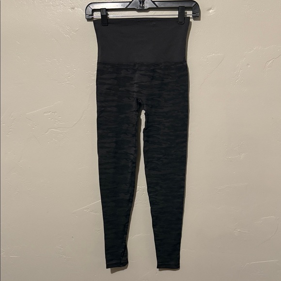 Assets By Spanx Pants - Assets By Spanx Black and Gray Camouflage Leggings Medium